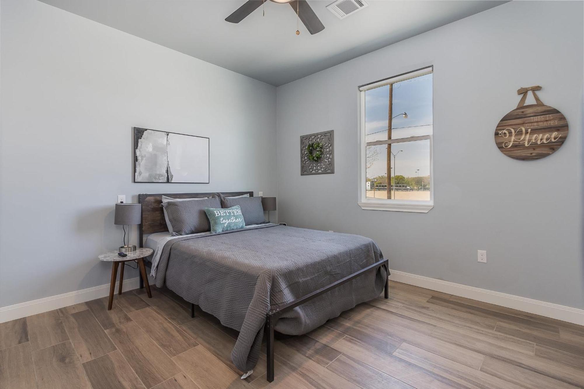 Madison Square Apartment Amarillo Luaran gambar